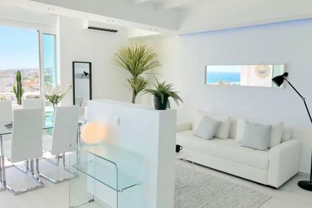 Loft Del Mar - Charming Luxury Apartment At La Roca 托雷莫利诺斯 外观 照片